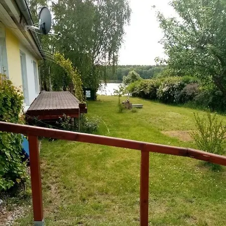 Ferienwohnung Am See Apartment Reimershagen