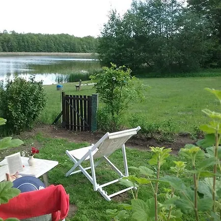 Ferienwohnung Am See Apartment *